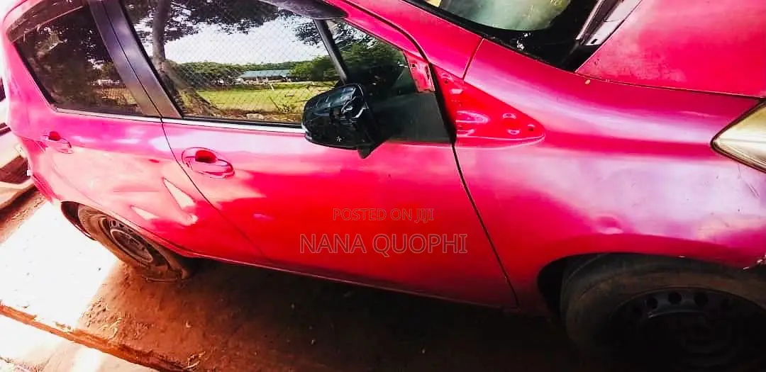 Toyota Vitz 2012 Pink