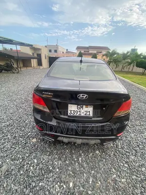 Hyundai Accent 2013 Black