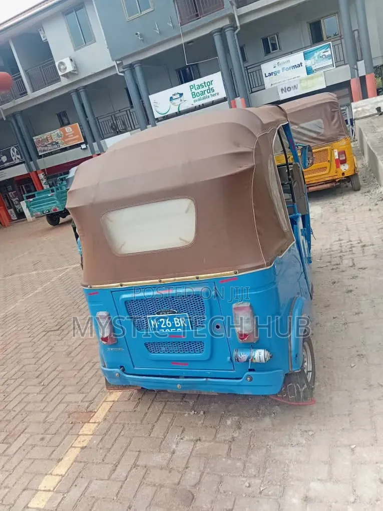 New Bajaj RE 2026 Blue