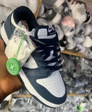 Original Nike SB Dunk Low PRO