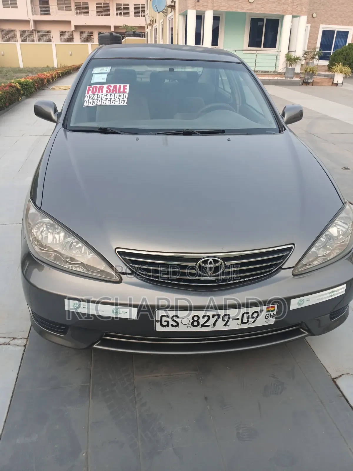 Toyota Camry 2005 Gray