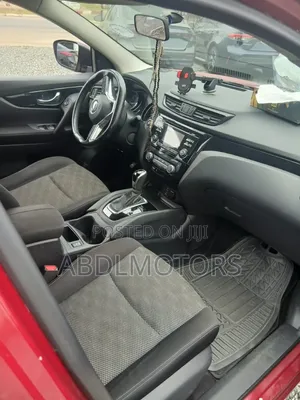 Nissan Qashqai 2018 Red