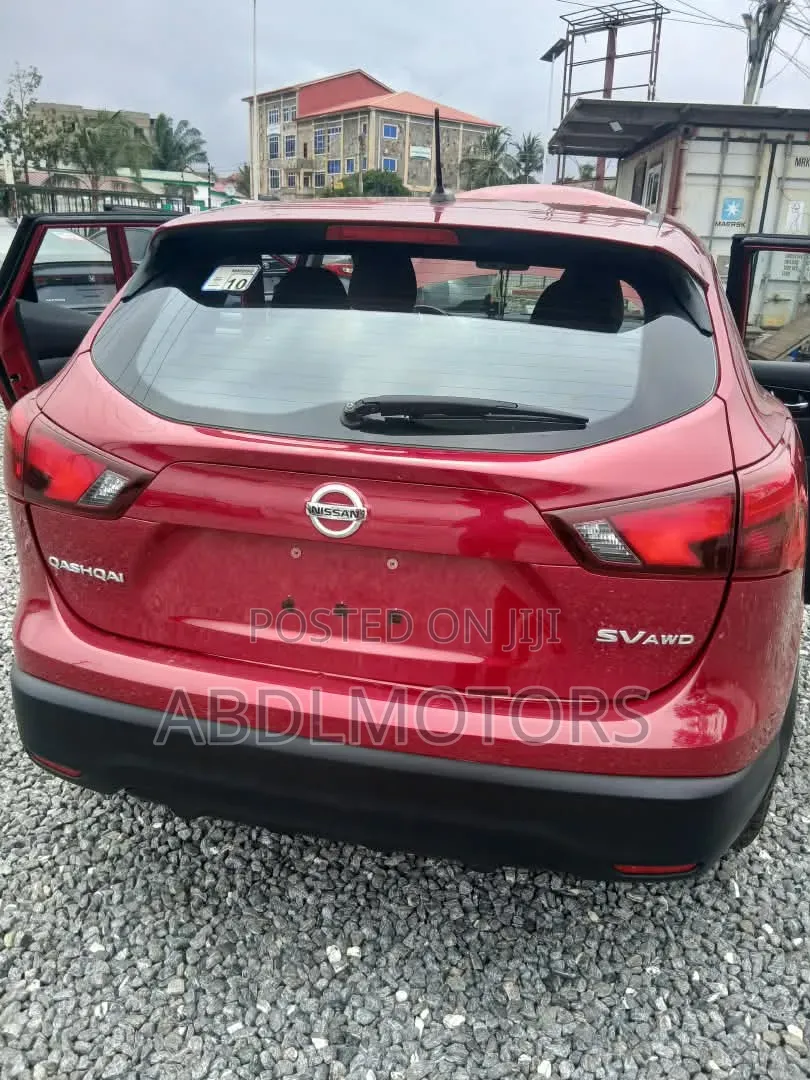 Nissan Qashqai 2018 Red
