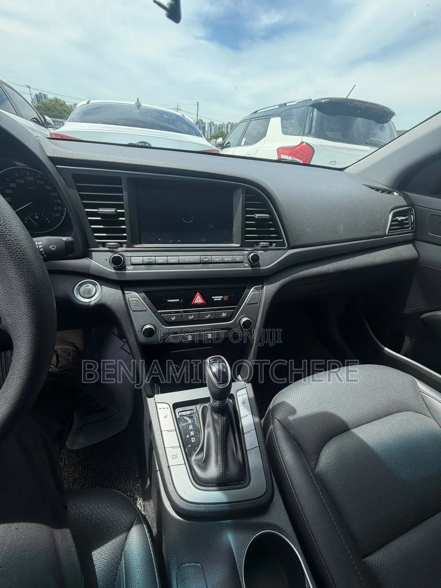 Hyundai Avante 2018 White