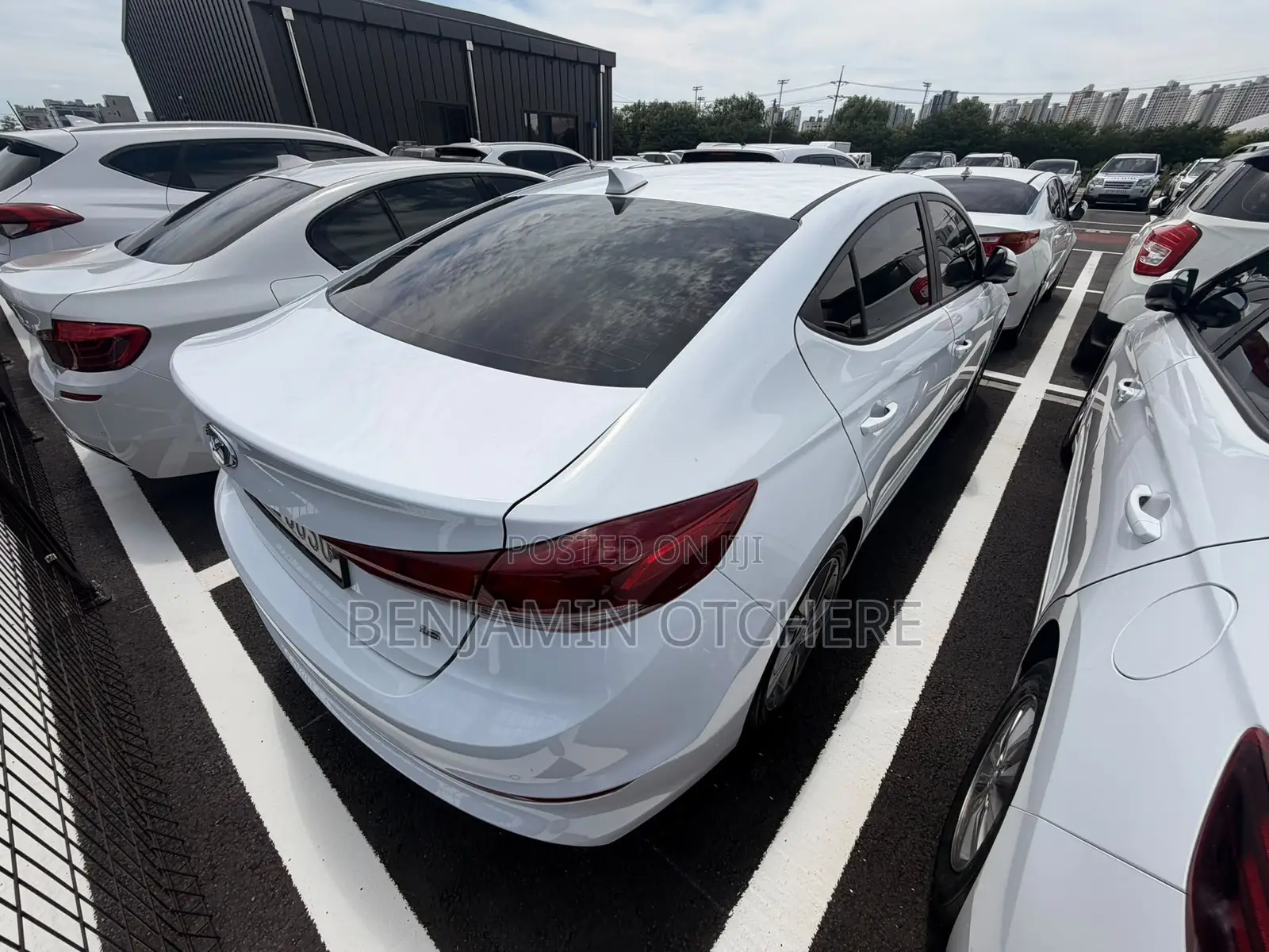 Hyundai Avante 2018 White