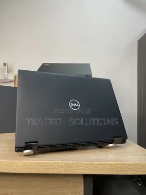 Laptop Dell Latitude 7390 2-in-1 16GB Intel Core i5 SSD 512GB