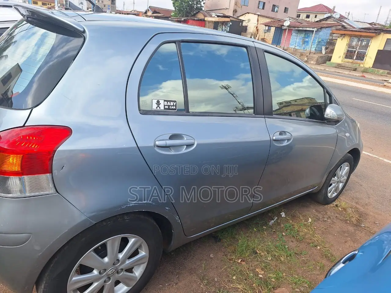 Toyota Yaris 2011