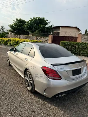 Mercedes-Benz C300 2018 Silver