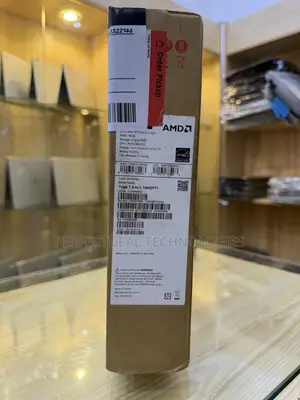 New Laptop Lenovo Yoga 7i 16GB AMD Ryzen 5 SSD 512GB