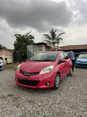 Toyota Vitz 1.3 AWD 3dr 2013 Pink