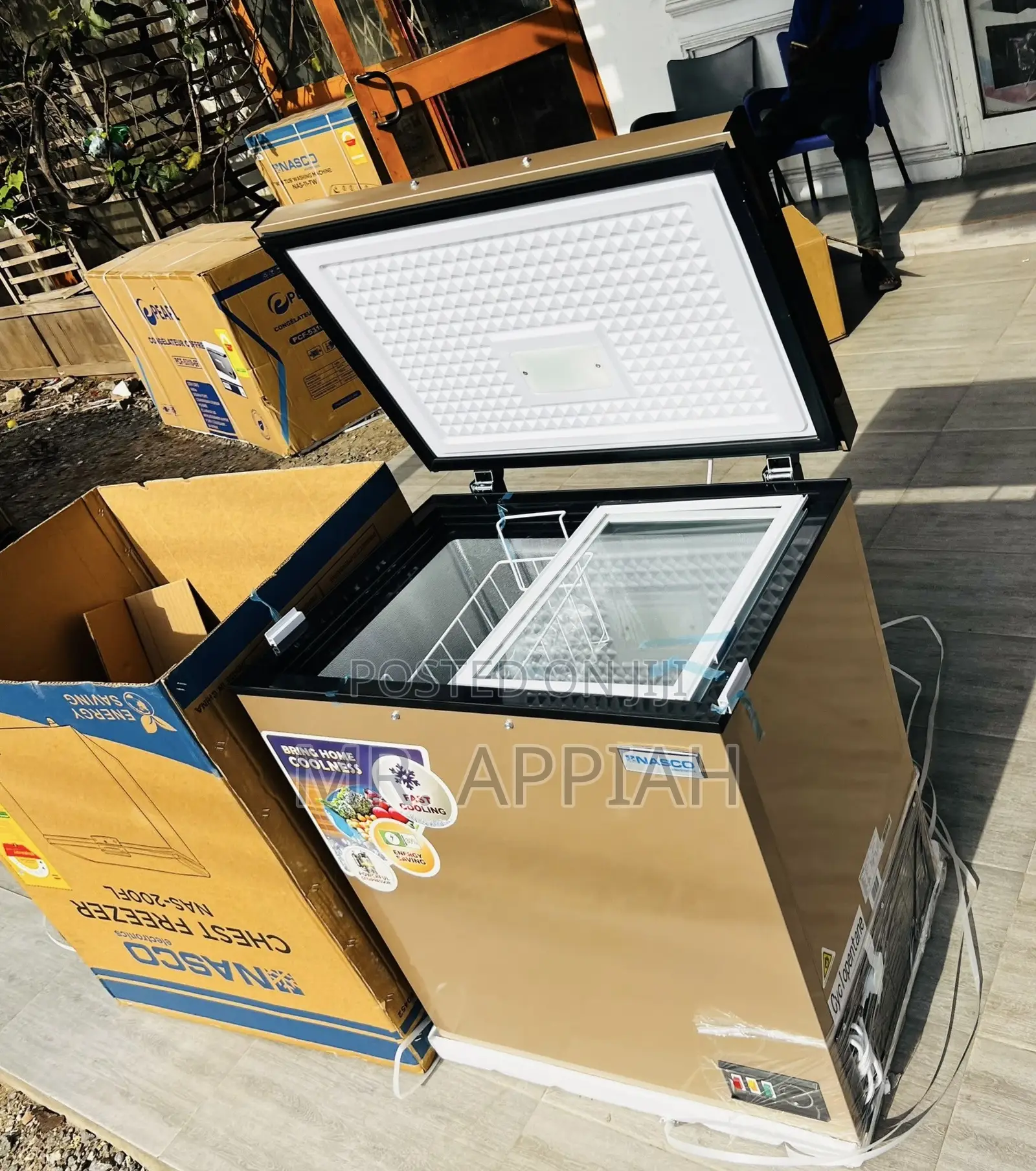 Adorable Single Door Electric Freezer(150Liters)