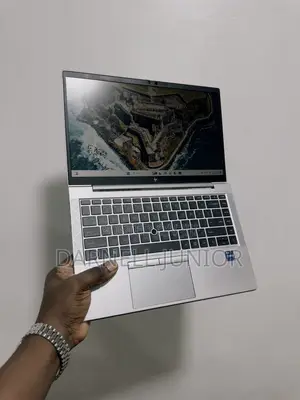 Laptop HP EliteBook 840 G8 16GB Intel Core i7 SSD 256GB