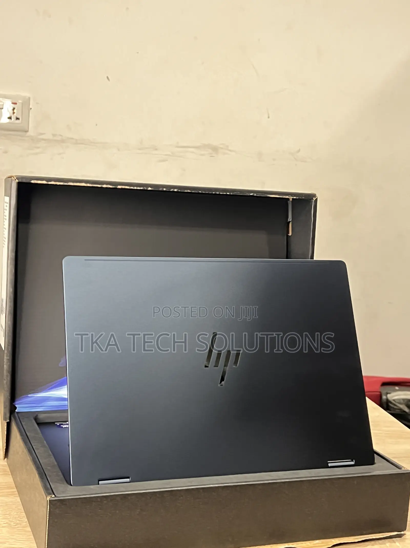 New Laptop HP OmniBook X Flip 14" 16GB Intel Core Ultra 5 SSD 512GB