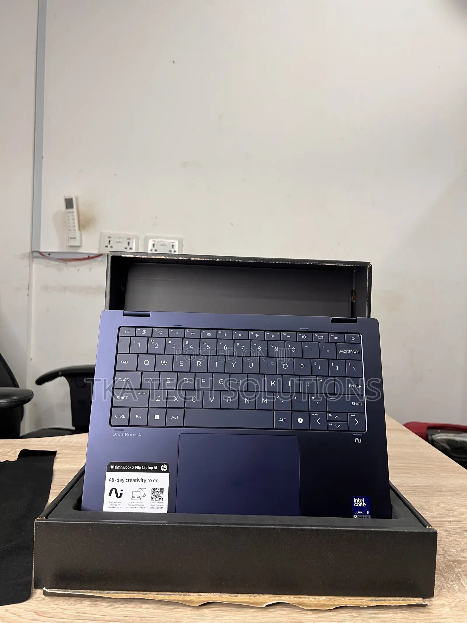 New Laptop HP OmniBook X Flip 14" 16GB Intel Core Ultra 5 SSD 512GB