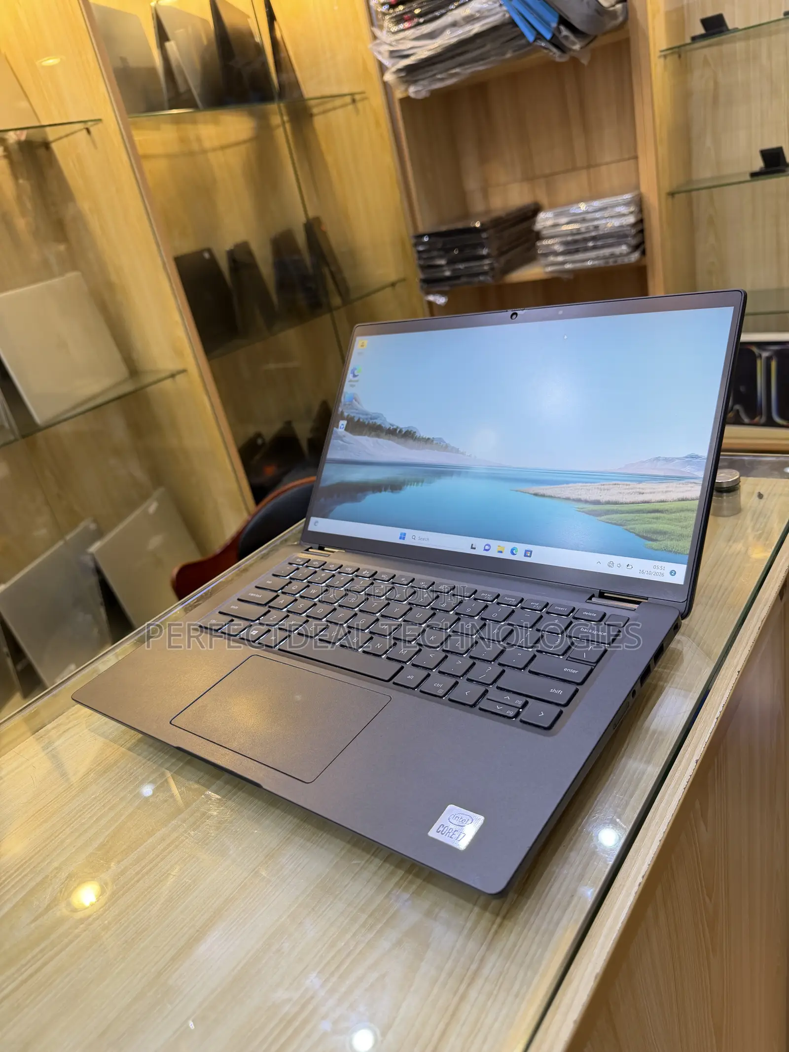 New Laptop Dell Latitude 9410 2-in-1 16GB Intel Core i7 SSD 512GB