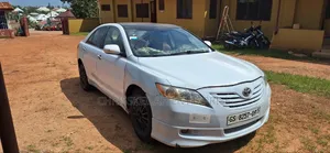 Toyota Camry SE 4dr Sedan (2.4L 4cyl 5A) 2009 White