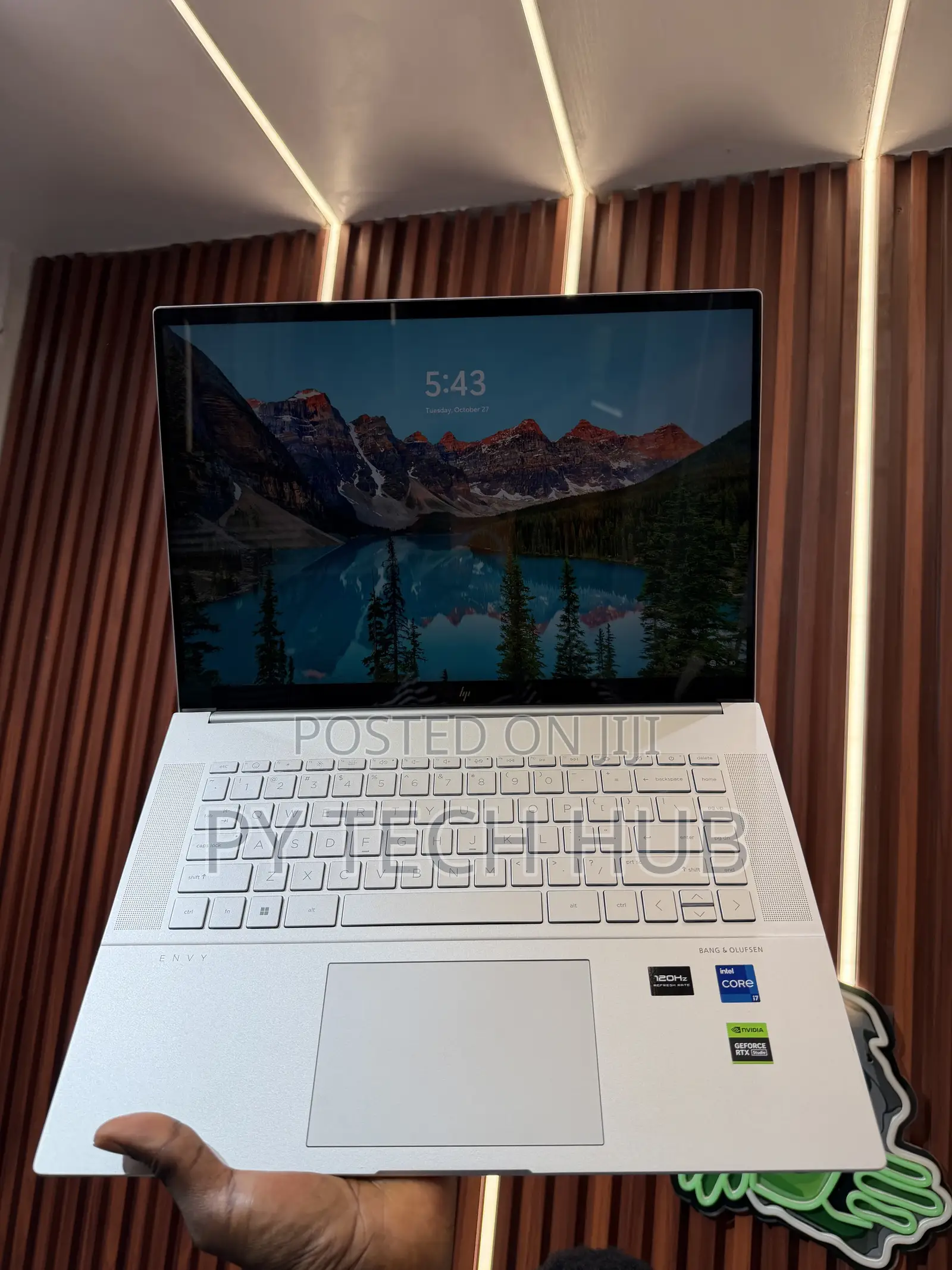 Laptop HP Envy 16 Gaming 16-h1023dx 16GB Intel Core i7 SSD 1T