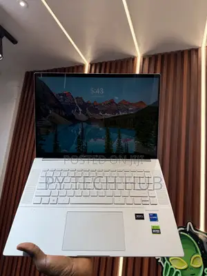 Laptop HP Envy 16 Gaming 16-h1023dx 16GB Intel Core i7 SSD 1T