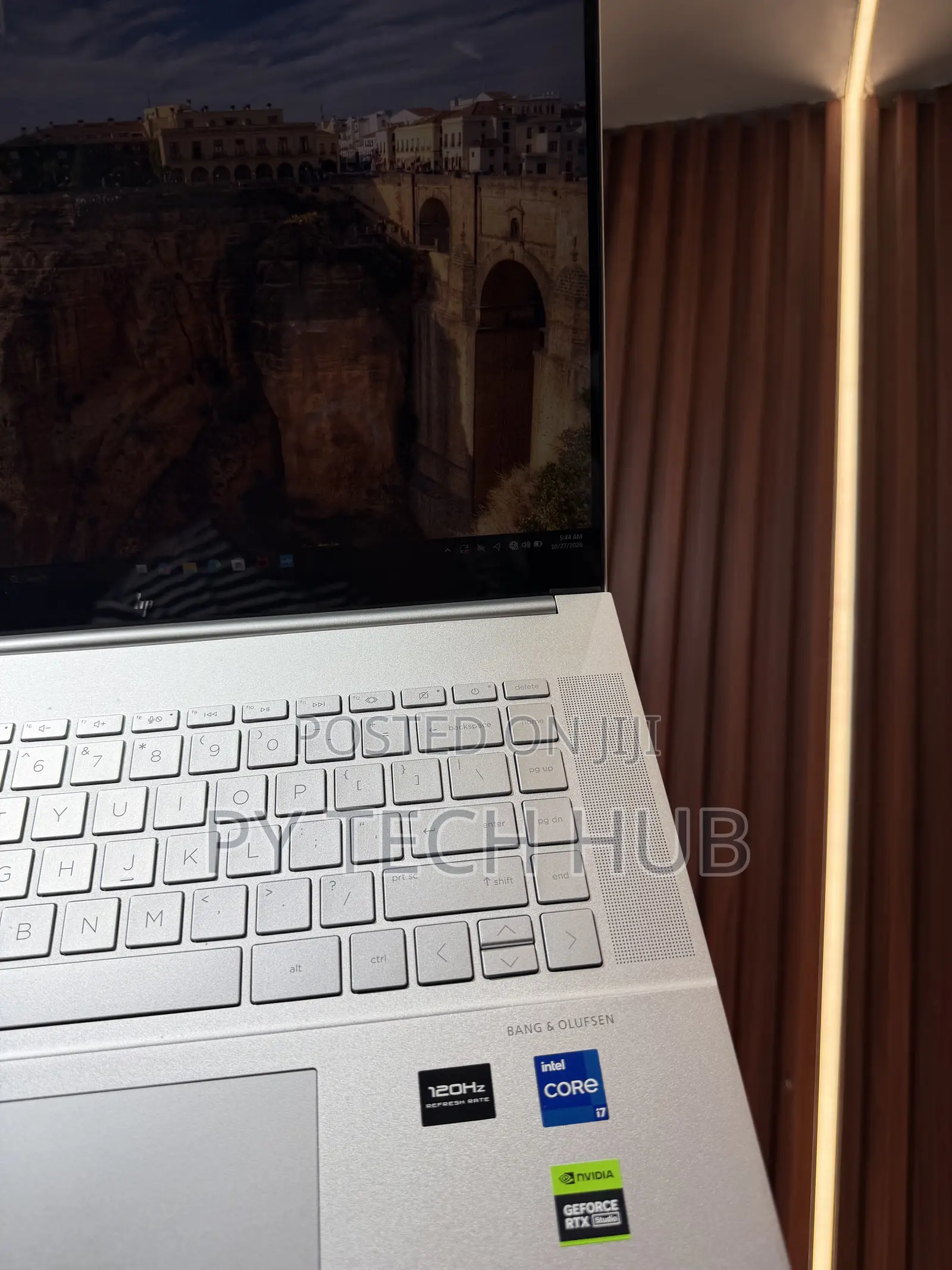 Laptop HP Envy 16 Gaming 16-h1023dx 16GB Intel Core i7 SSD 1T