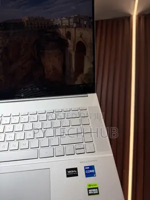 Laptop HP Envy 16 Gaming 16-h1023dx 16GB Intel Core i7 SSD 1T