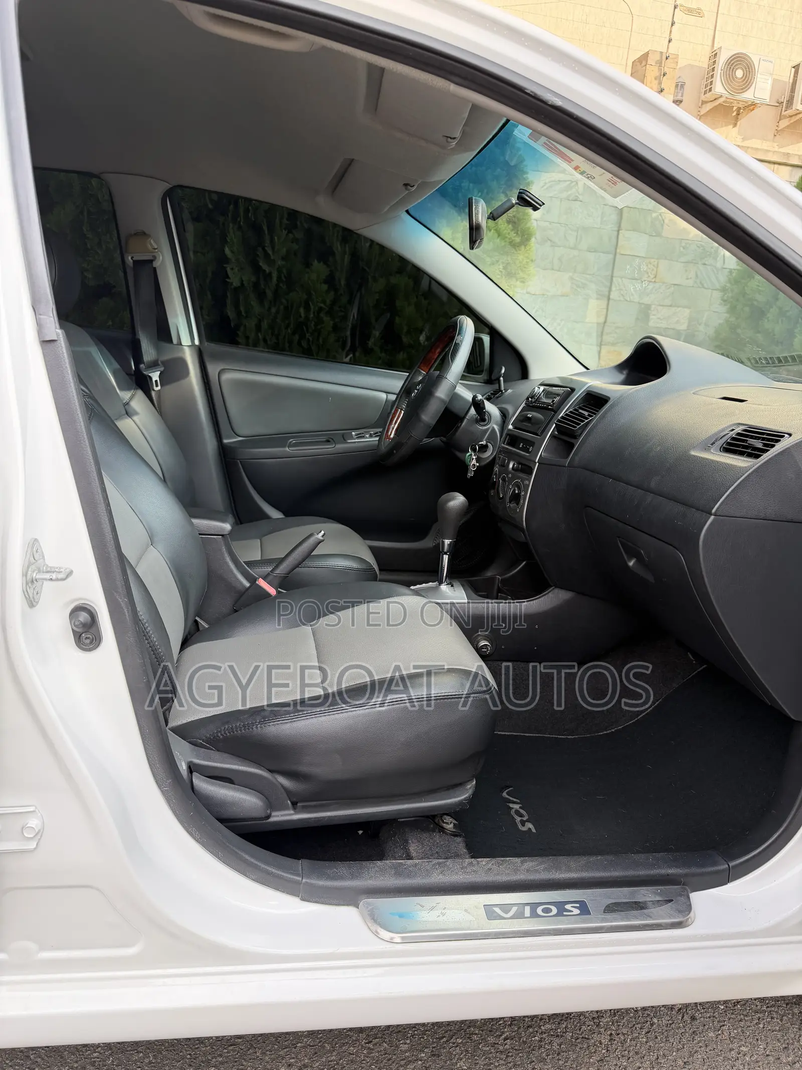 Toyota Vios 2010 White