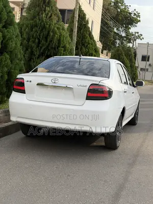 Toyota Vios 2010 White