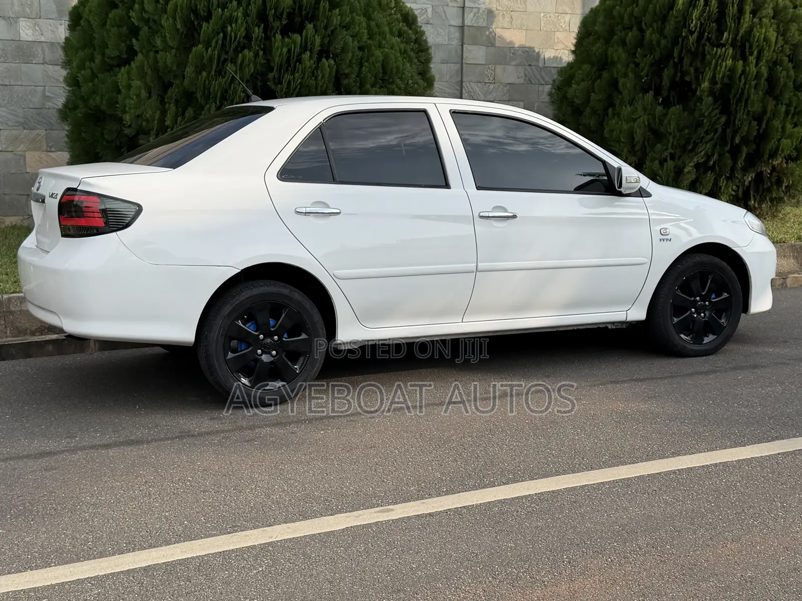 Toyota Vios 2010 White
