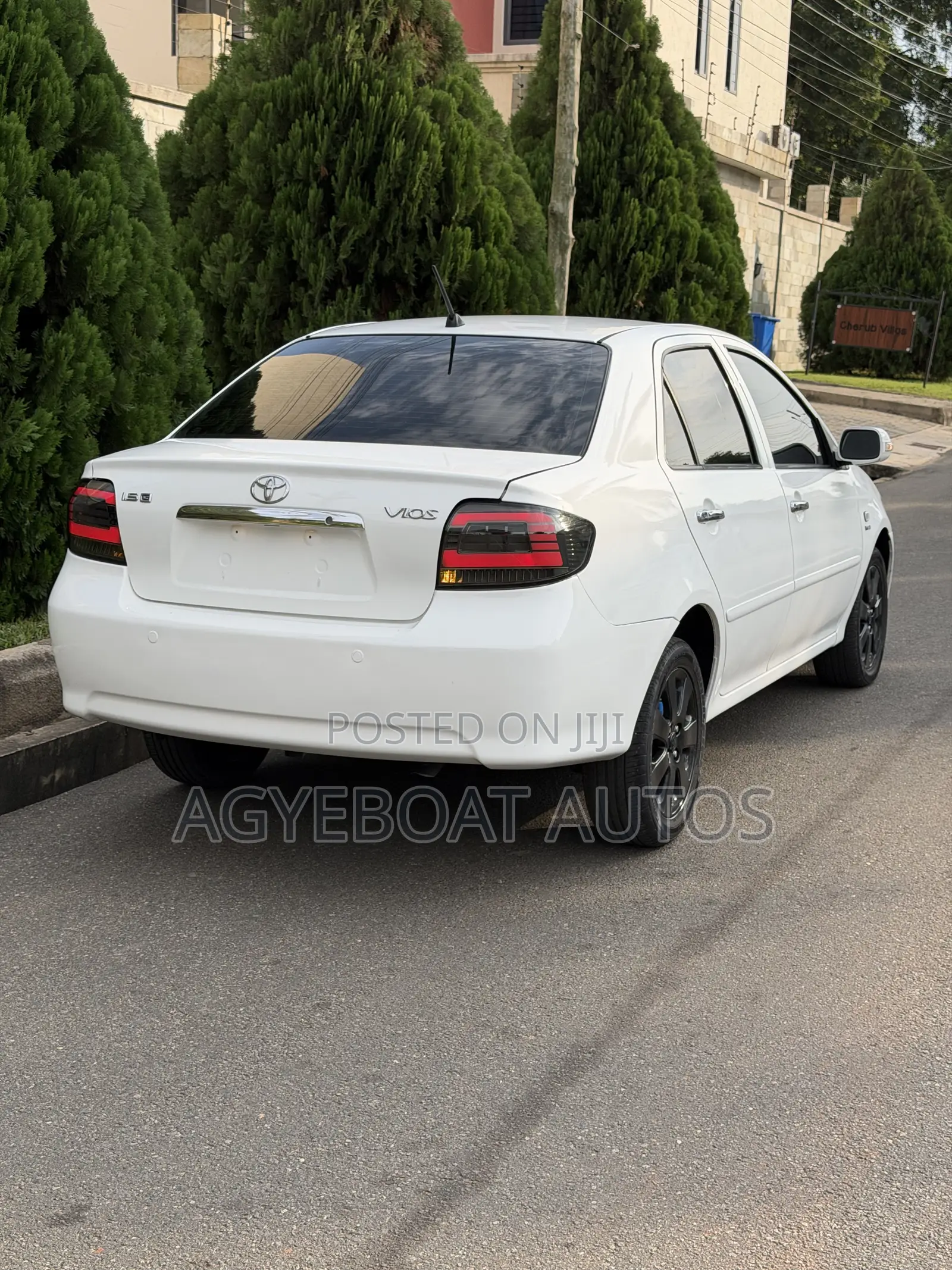 Toyota Vios 2010 White