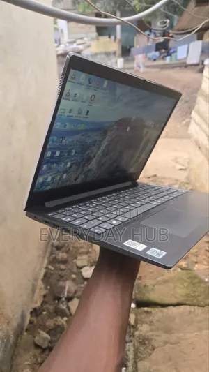 Laptop Lenovo V15 8GB Intel Core i3 HDD 1T