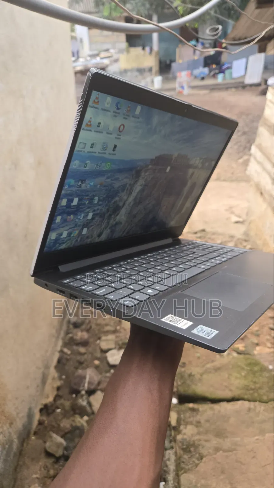 Laptop Lenovo V15 8GB Intel Core i3 HDD 1T