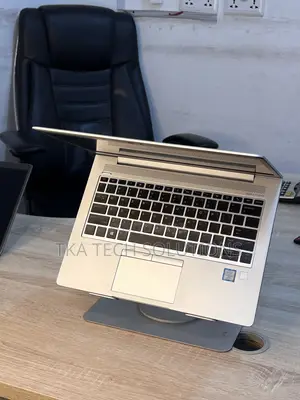 Laptop HP EliteBook 830 G6 8GB Intel Core i5 SSD 256GB