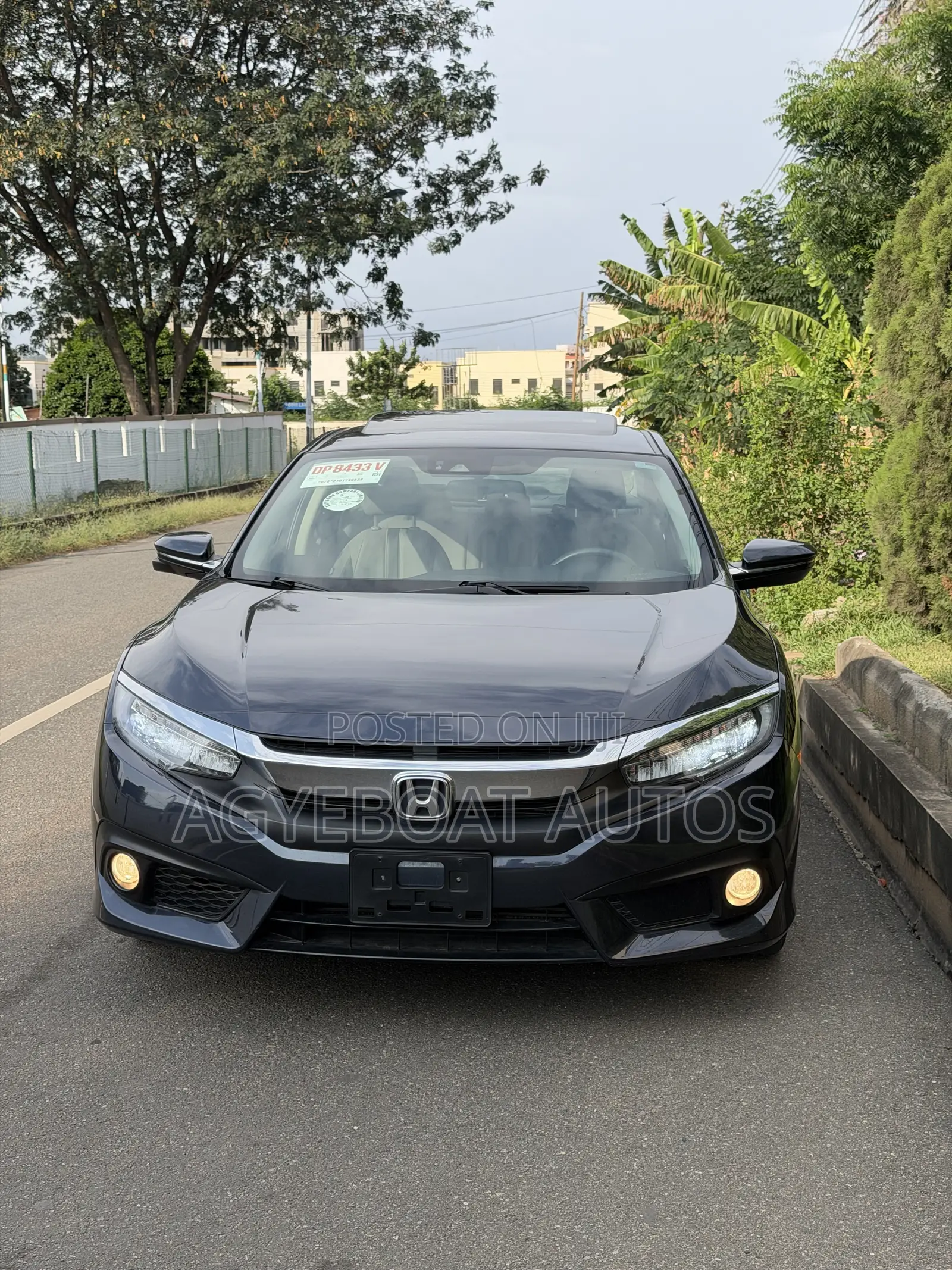 Honda Civic Touring 4dr Sedan (1.5L 4cyl) 2017 Gray