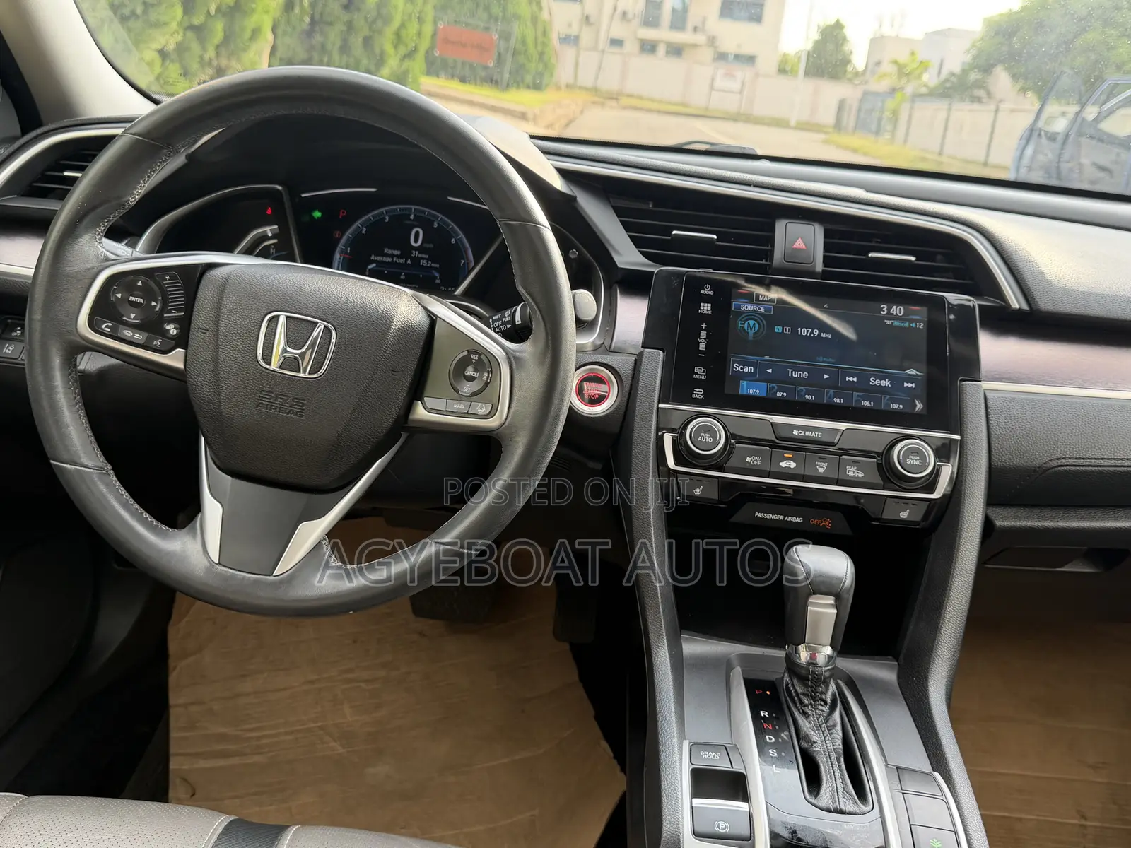 Honda Civic Touring 4dr Sedan (1.5L 4cyl) 2017 Gray