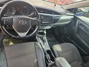Toyota Corolla S 4dr Sedan (1.8L 4cyl CVT) 2016 Black