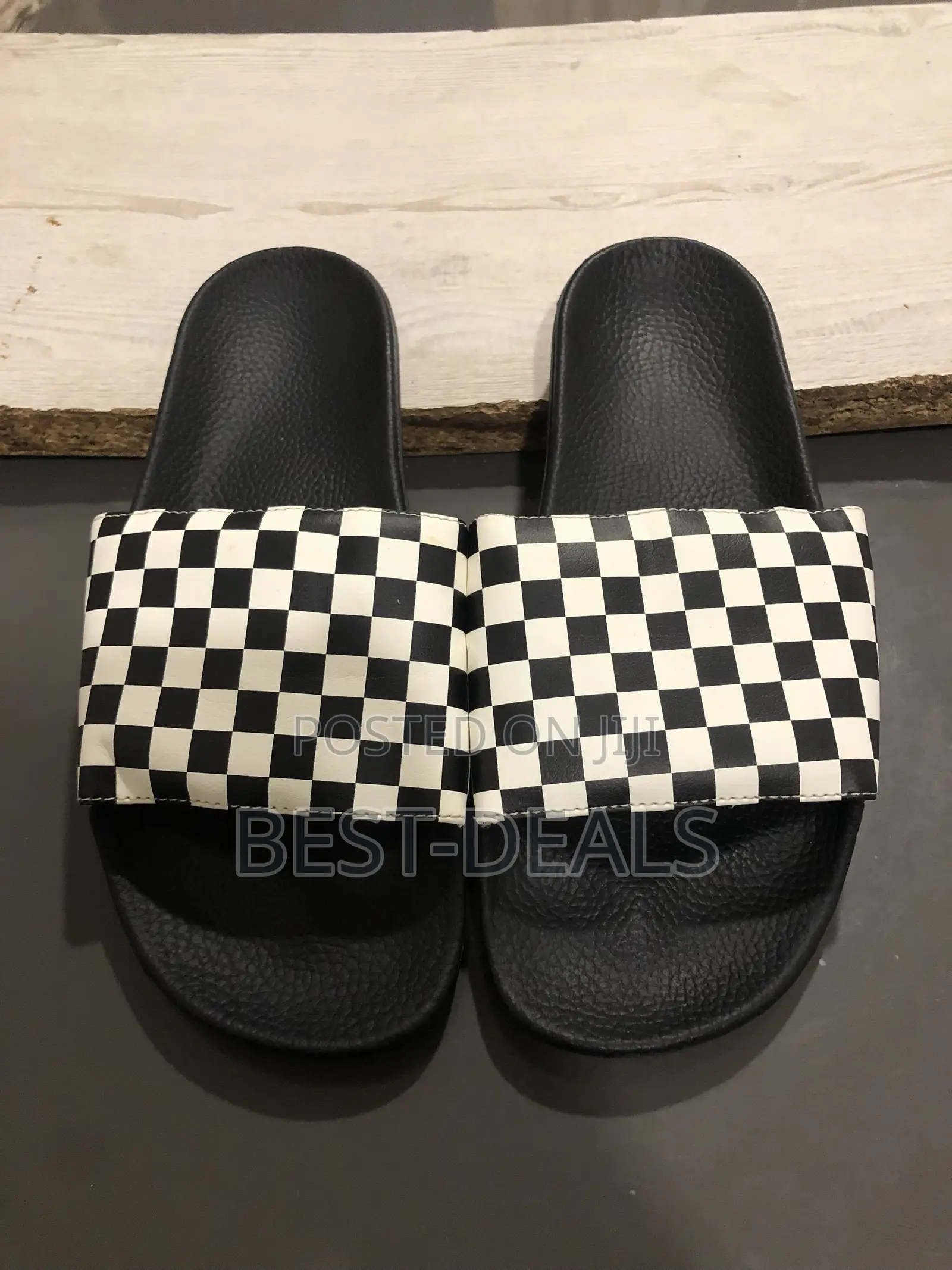 Vans Comfy Sliders Size 45/46