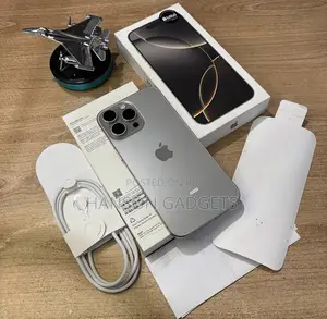 New Apple iPhone 16 Pro Max 1 TB Gray