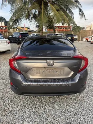 Honda Civic 2018 Beige