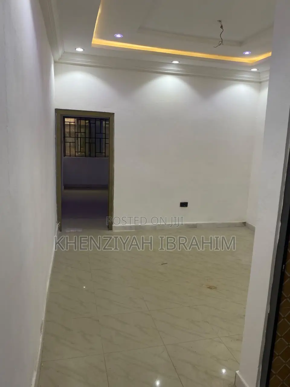 1bdrm Apartment in Lakeside for rent