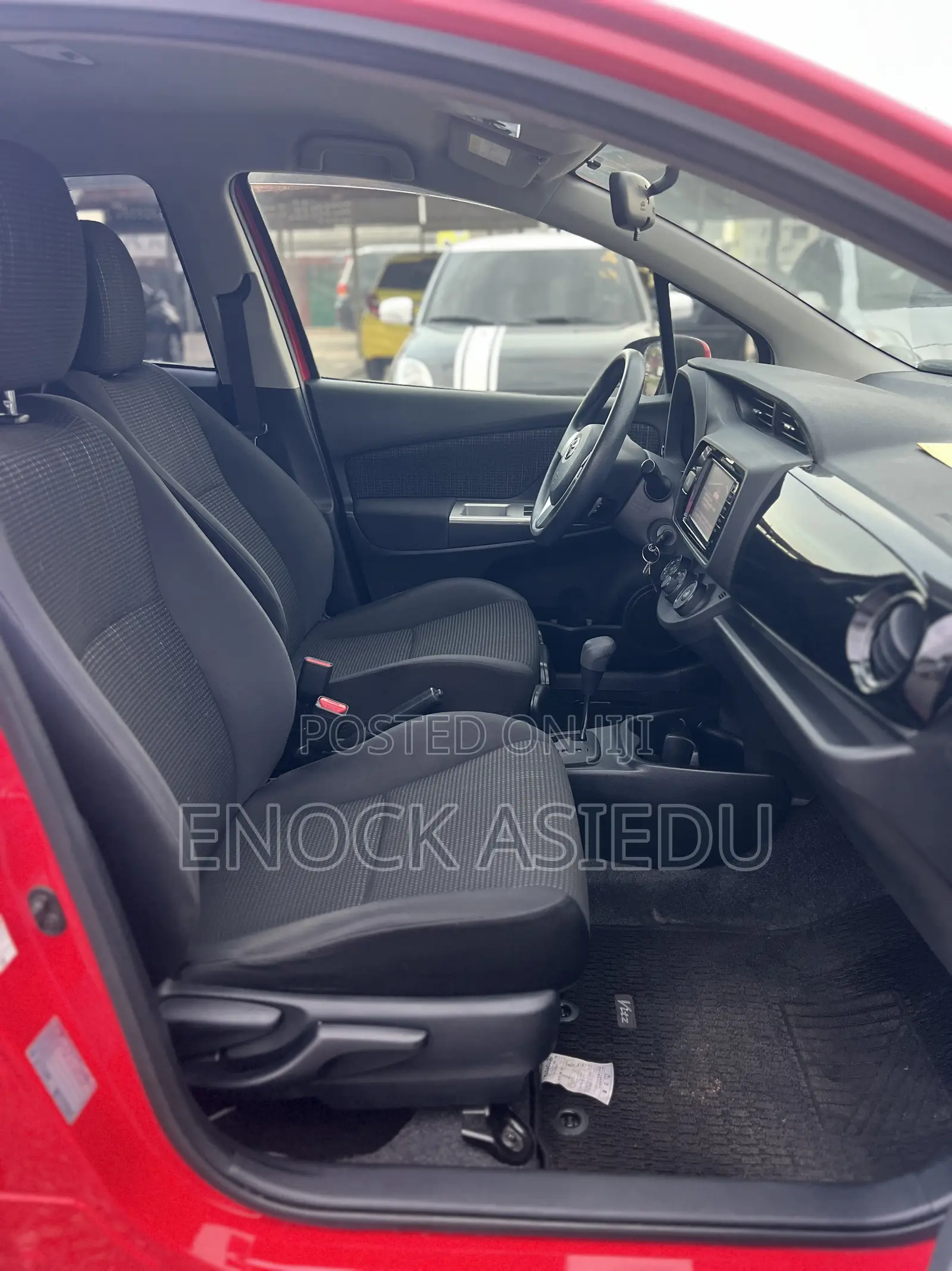 Toyota Vitz 1.3 AWD 3dr 2015 Red