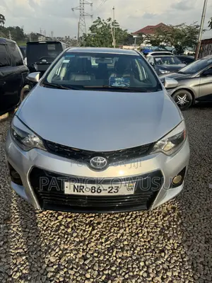 Toyota Corolla 2016 Silver