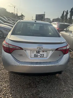 Toyota Corolla 2016 Silver