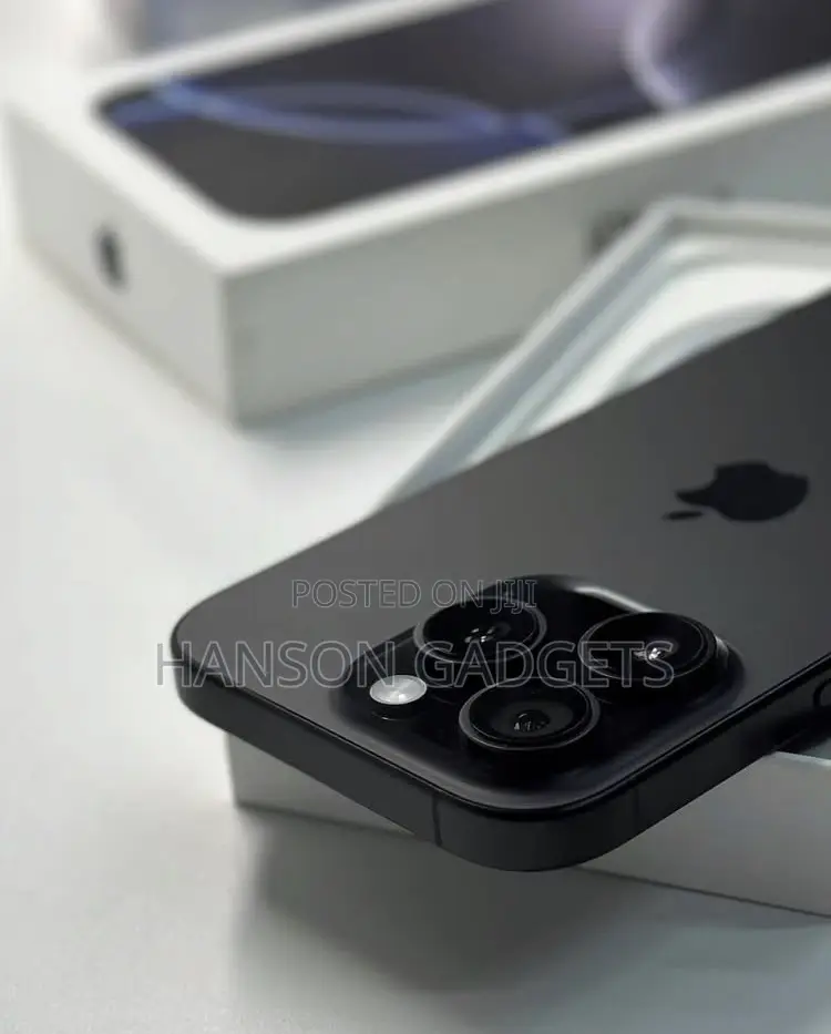 New Apple iPhone 16 Pro Max 1 TB Black