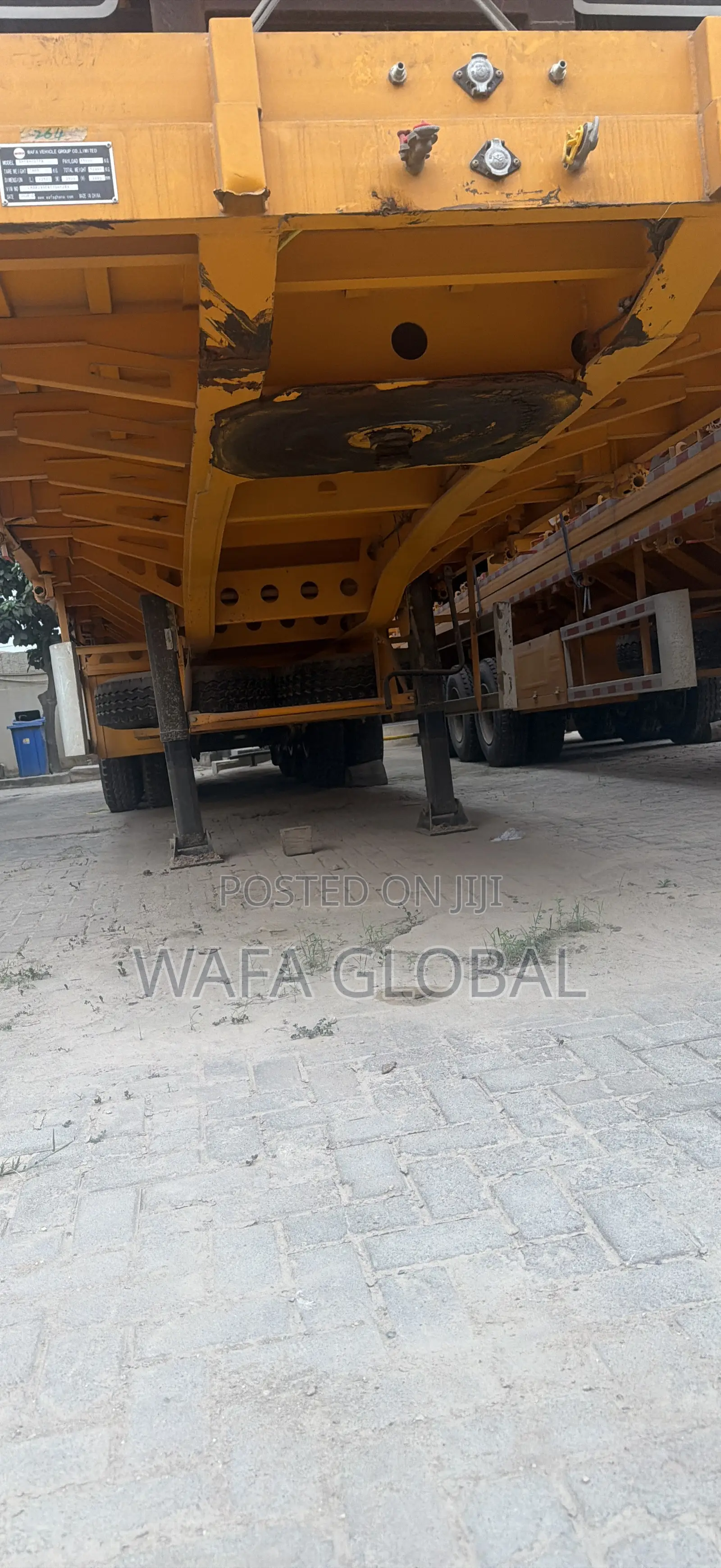 3 Axles Flatbed