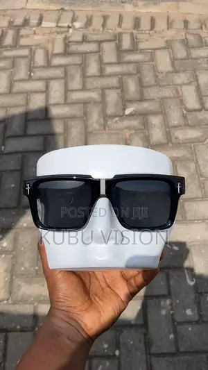 Bold Looking Classic Sunglasses for Men.