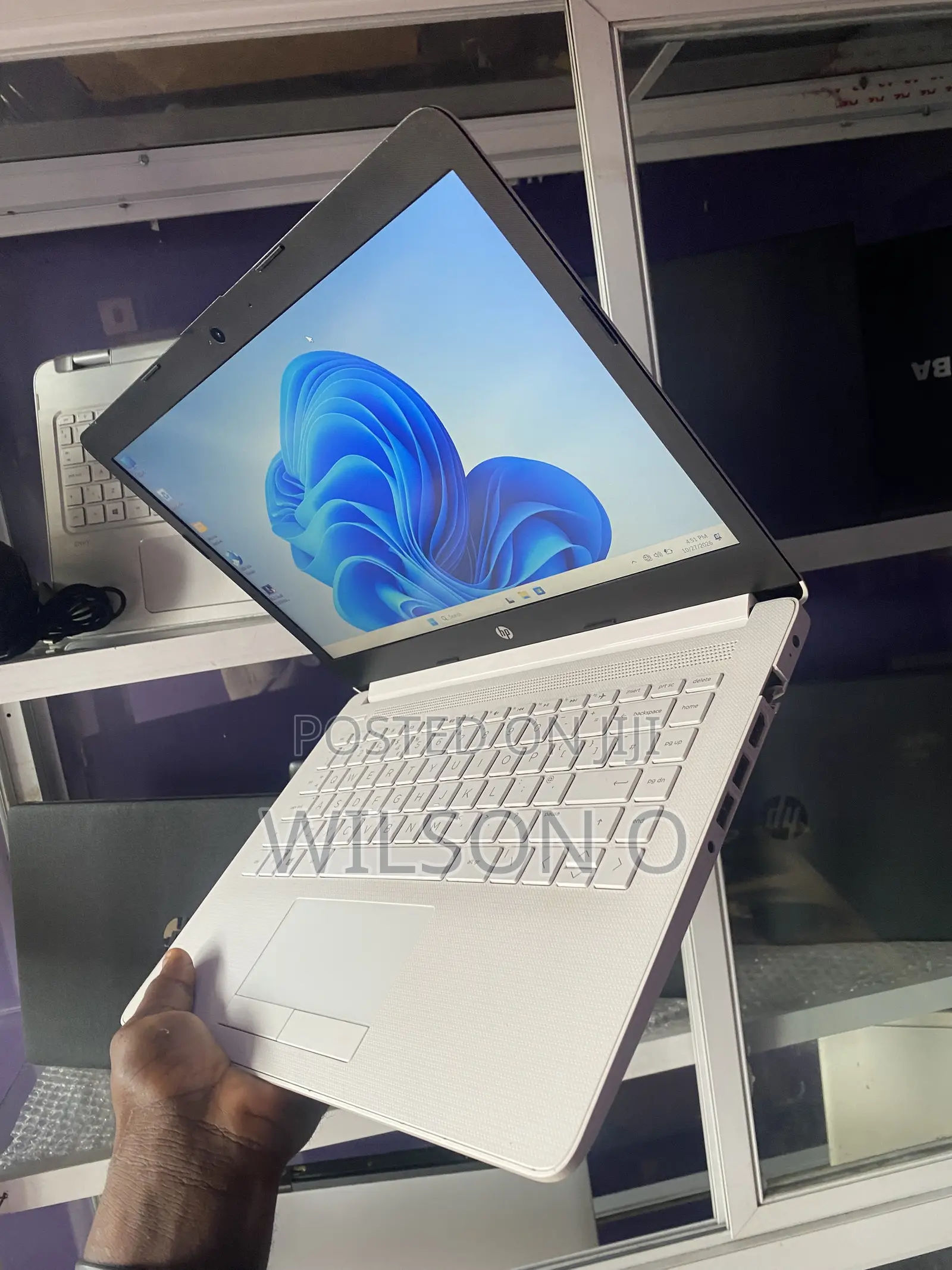 Laptop HP 14-ep0063 4GB AMD A4 SSD 60GB