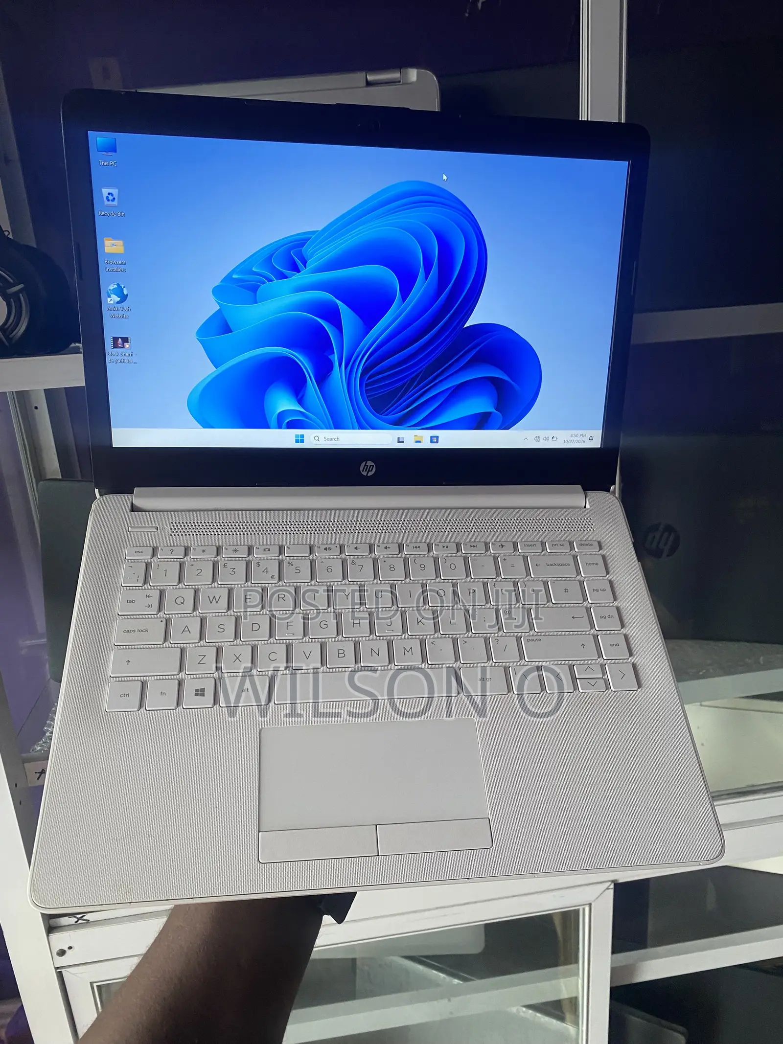 Laptop HP 14-ep0063 4GB AMD A4 SSD 60GB