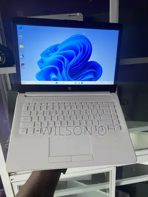 Laptop HP 14-ep0063 4GB AMD A4 SSD 60GB