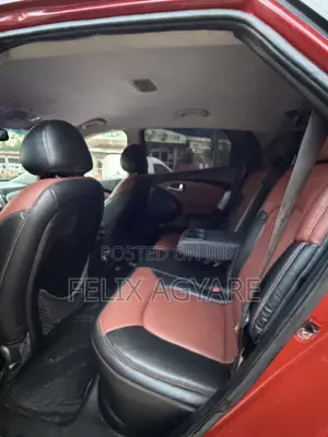 Hyundai Tucson 2013 Red
