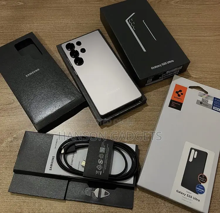 New Samsung Galaxy S25 Ultra 1 TB Gold
