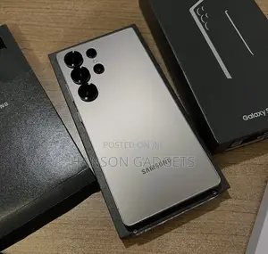 New Samsung Galaxy S25 Ultra 1 TB Gold